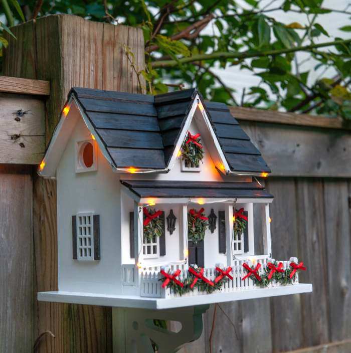 Holiday House Birdhouse
